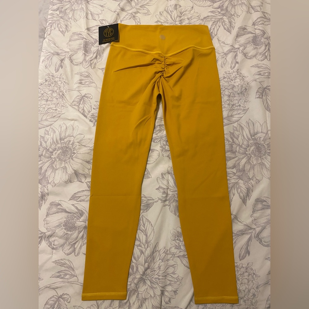 Til You Collapse Intensity Scrunch Leggings